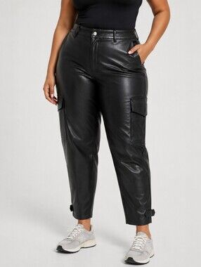 Aritzia Wilfred Modern Cargo Pant Vegan Leather High Rise Black 10